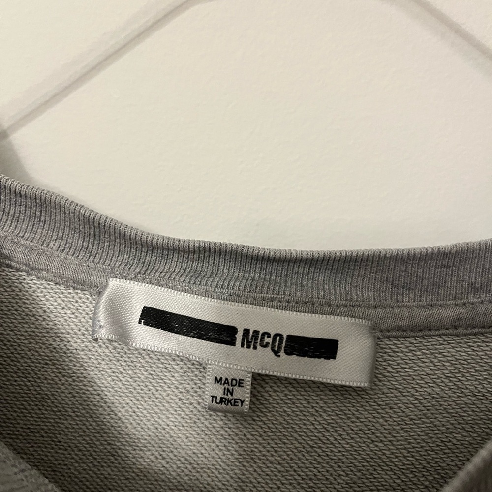 Alexander McQueen Gray Men's Sweater Bird neck Design image 3